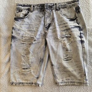 SWITCH Remarkable Men's Size 38 Distressed Jean Shorts Acid Wash 100% Cotton